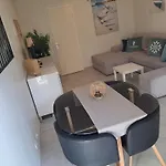Le Colisee, Superbe Rez De Jardin Renove Avec Parking, Clim Et Wifi Apartment