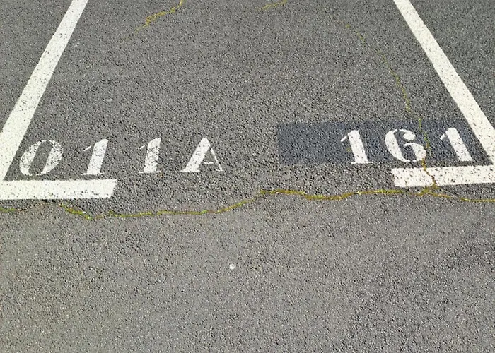 Apartment Le Colisee, Superbe Rez De Jardin Renove Avec Parking, Clim Et Wifi Agde